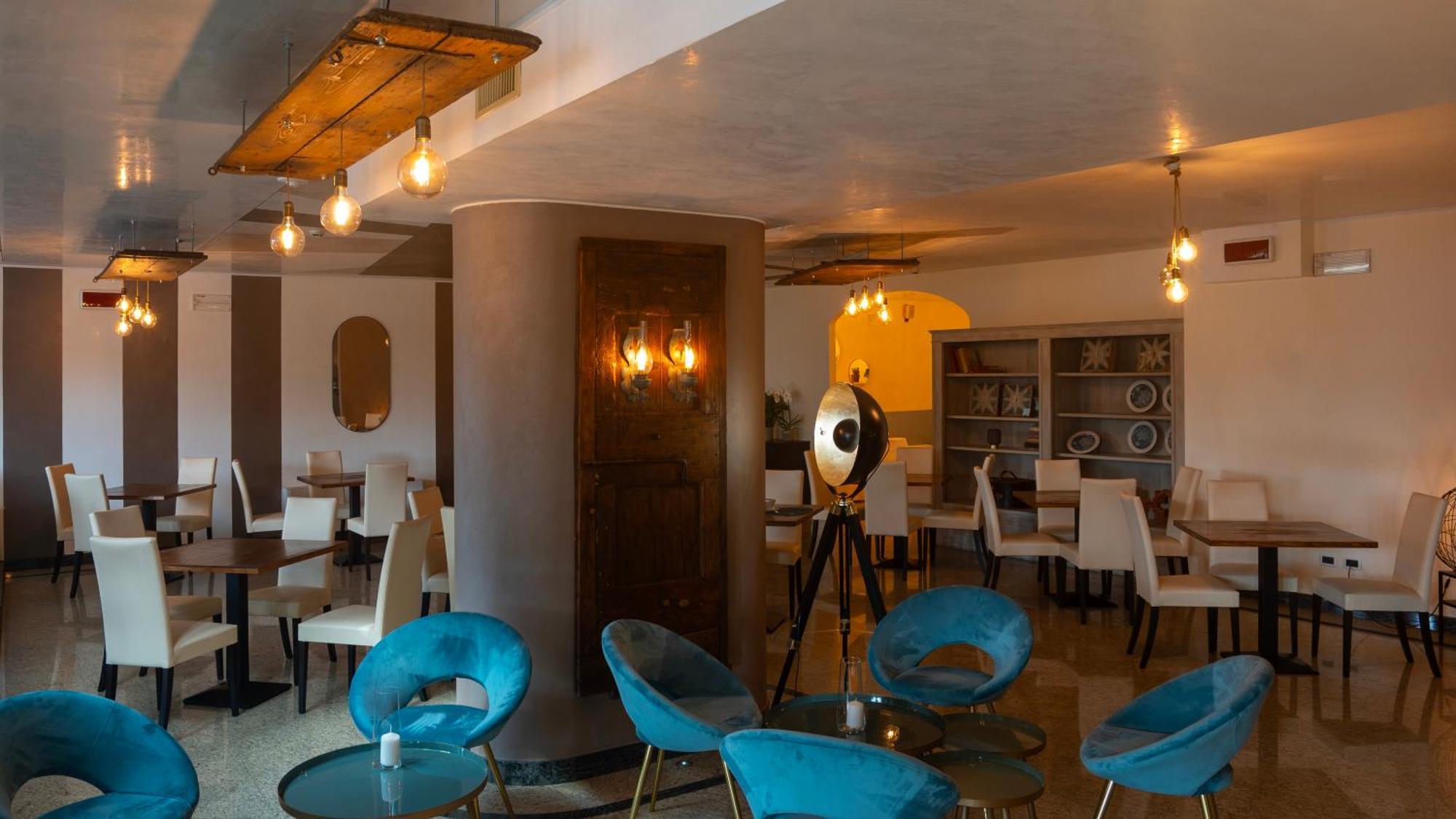Gardone Palace Hotel ガルドーネ・リヴィエラ エクステリア 写真