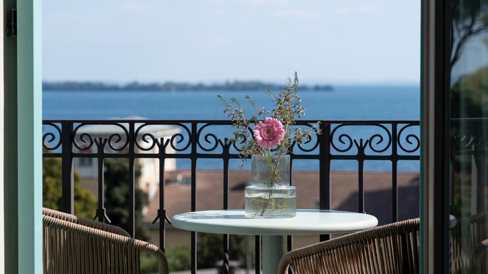 Gardone Palace Hotel ガルドーネ・リヴィエラ エクステリア 写真